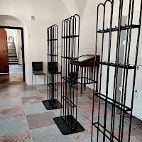 Monena reference Louhisaari castle Porter-coatracks - Monena